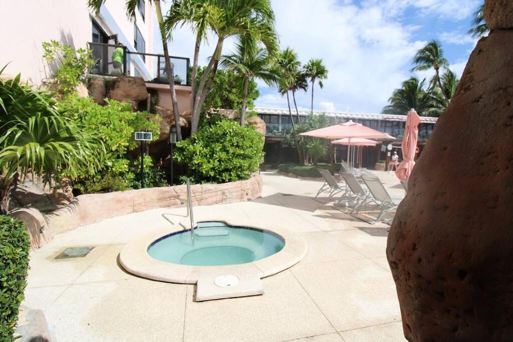 Alexander 511 Beachfront Condo With 2 Pools, Direct Beach Access, Sauna, Tikki Bar Miami Beach Exterior foto