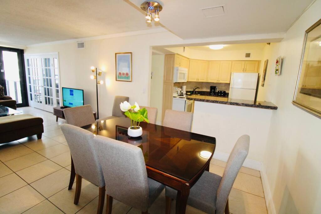 Alexander 511 Beachfront Condo With 2 Pools, Direct Beach Access, Sauna, Tikki Bar Miami Beach Exterior foto