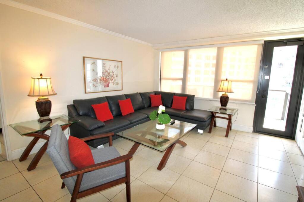 Alexander 511 Beachfront Condo With 2 Pools, Direct Beach Access, Sauna, Tikki Bar Miami Beach Exterior foto